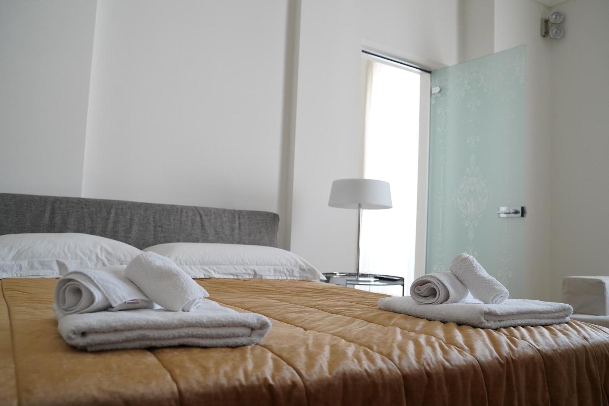 Suite Home D'Aragona Lecce Extérieur photo