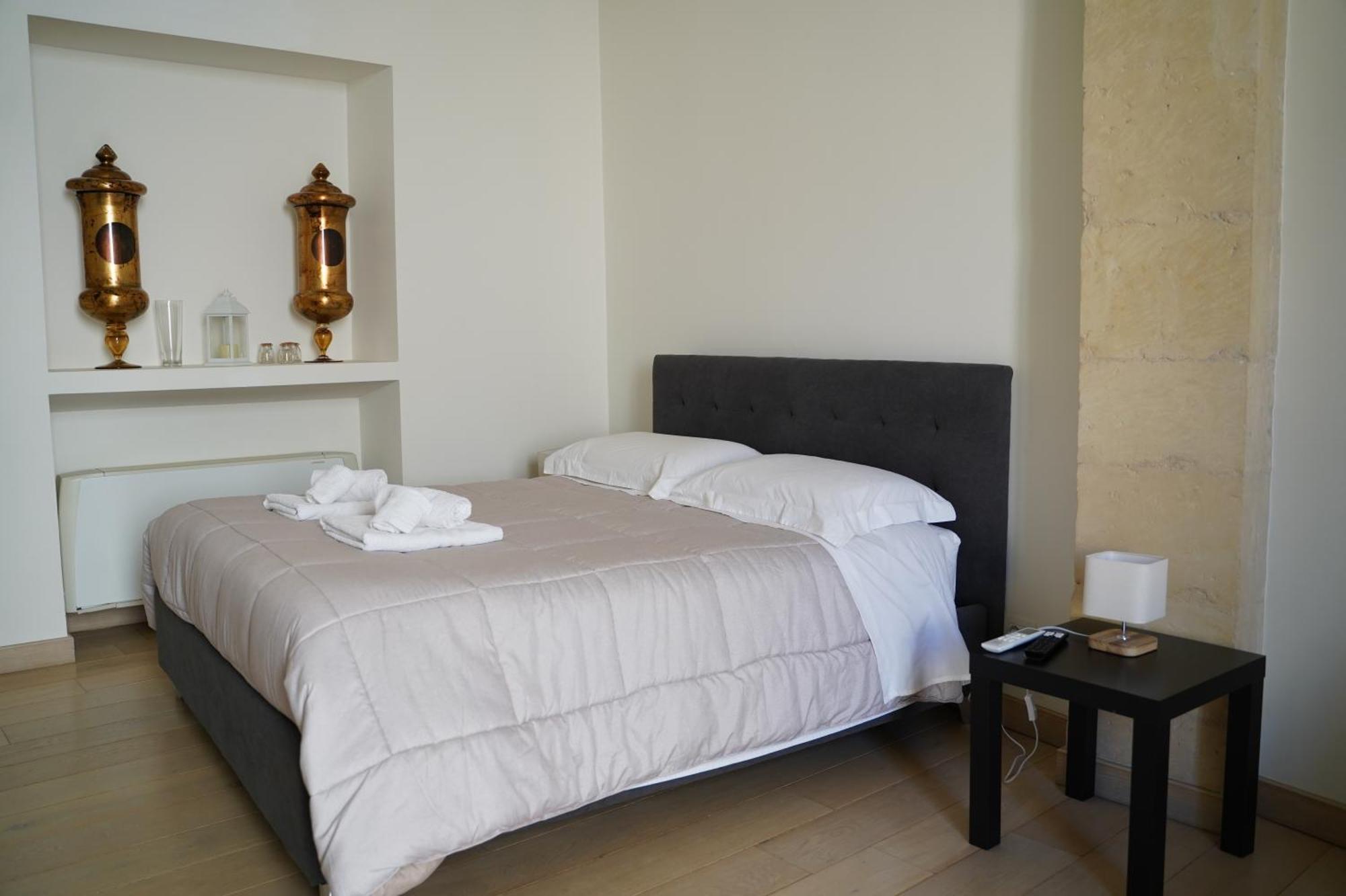 Suite Home D'Aragona Lecce Extérieur photo